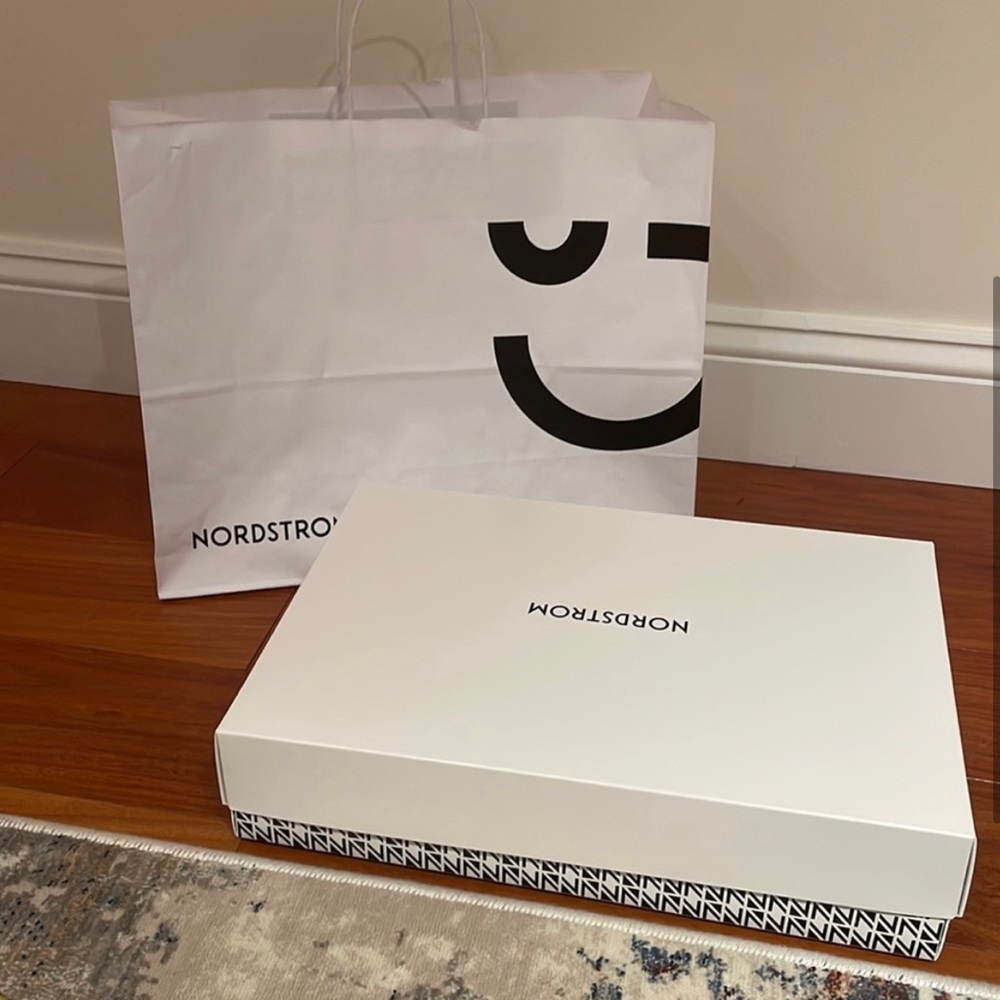 Gift set Nordstrom Medium- large ish gift box + bag